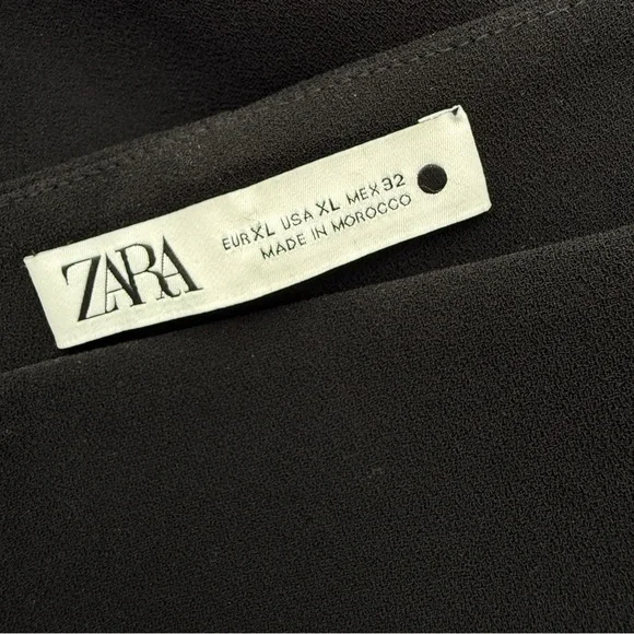 Zara Elegant Black Mini Skirt - Picture 4 of 9